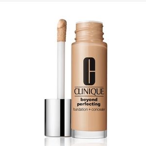 Clinique Beyond Perfecting Foundation + Concealer